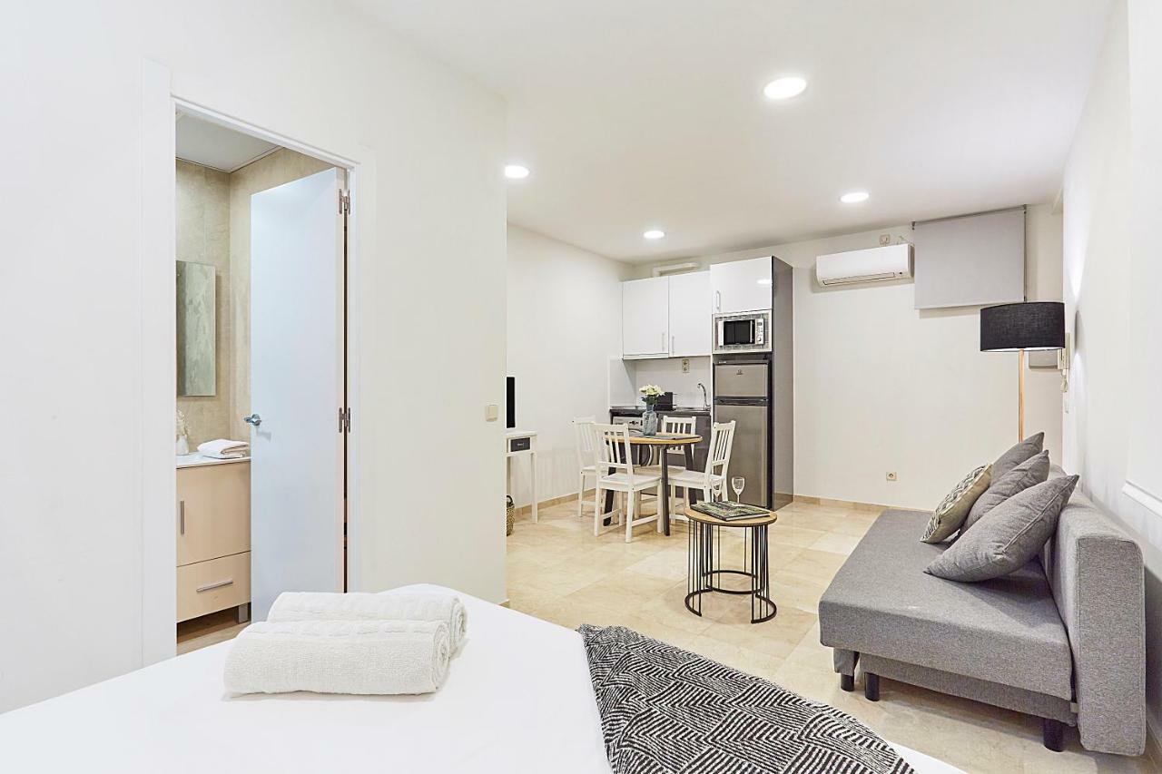 Leeways Loft IV In Gran Via Apartment Madrid Bagian luar foto